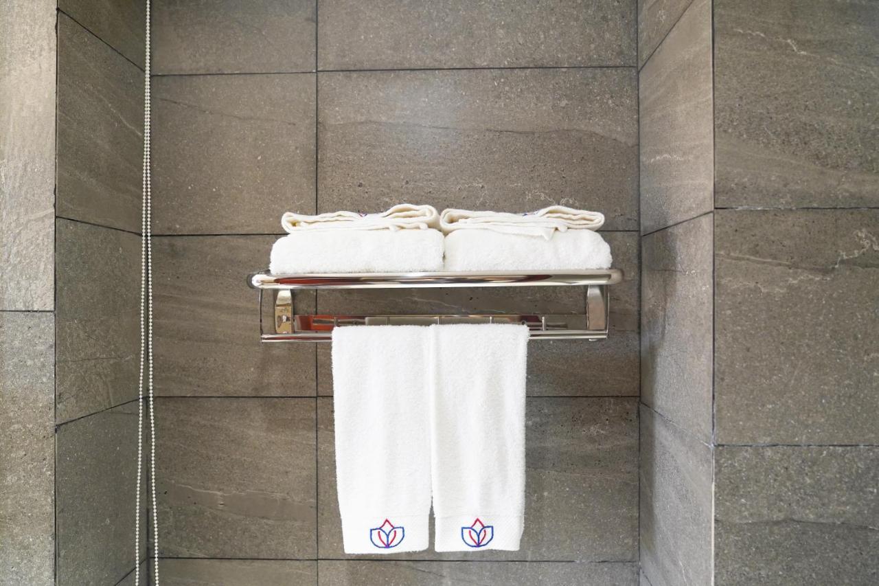 Joy Hotel Phnom Penh Ngoại thất bức ảnh