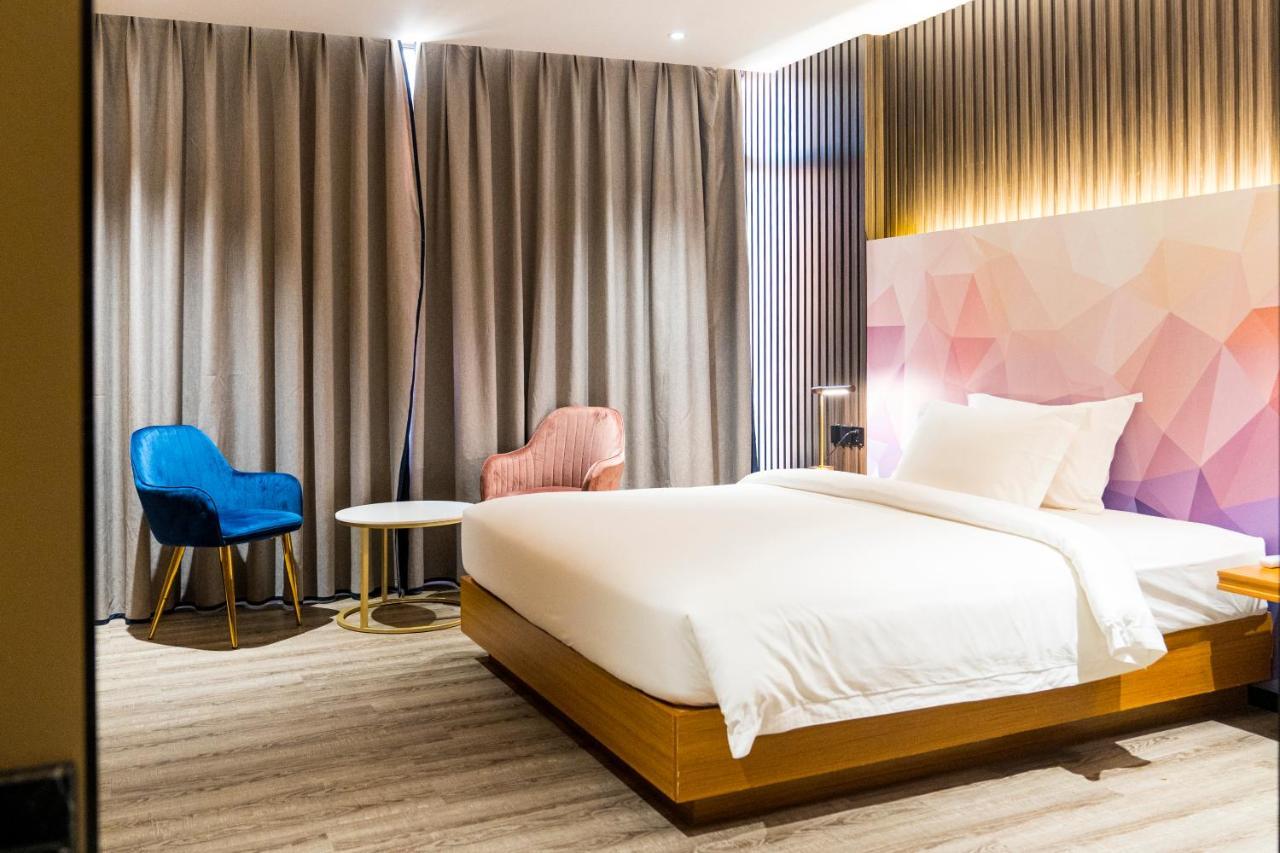 Joy Hotel Phnom Penh Ngoại thất bức ảnh