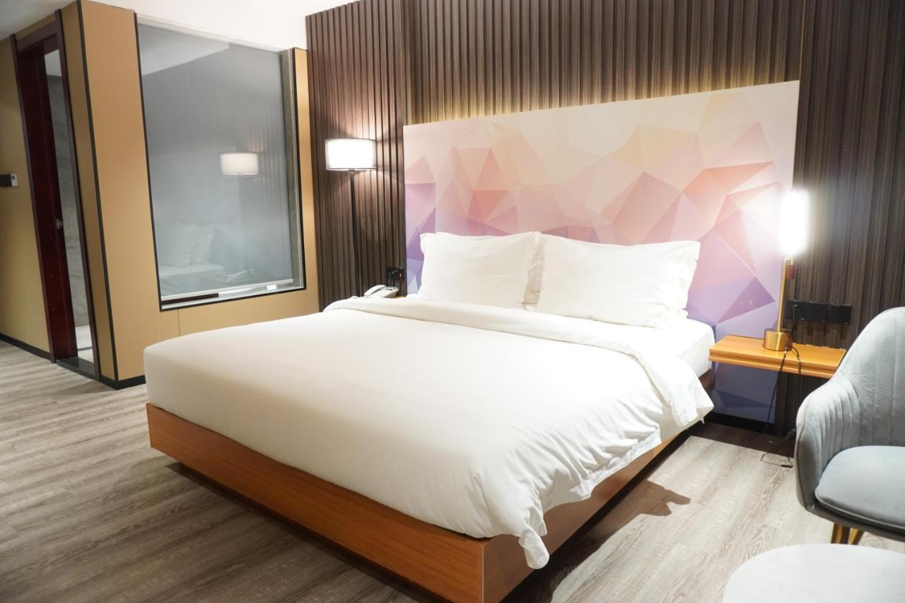 Joy Hotel Phnom Penh Ngoại thất bức ảnh