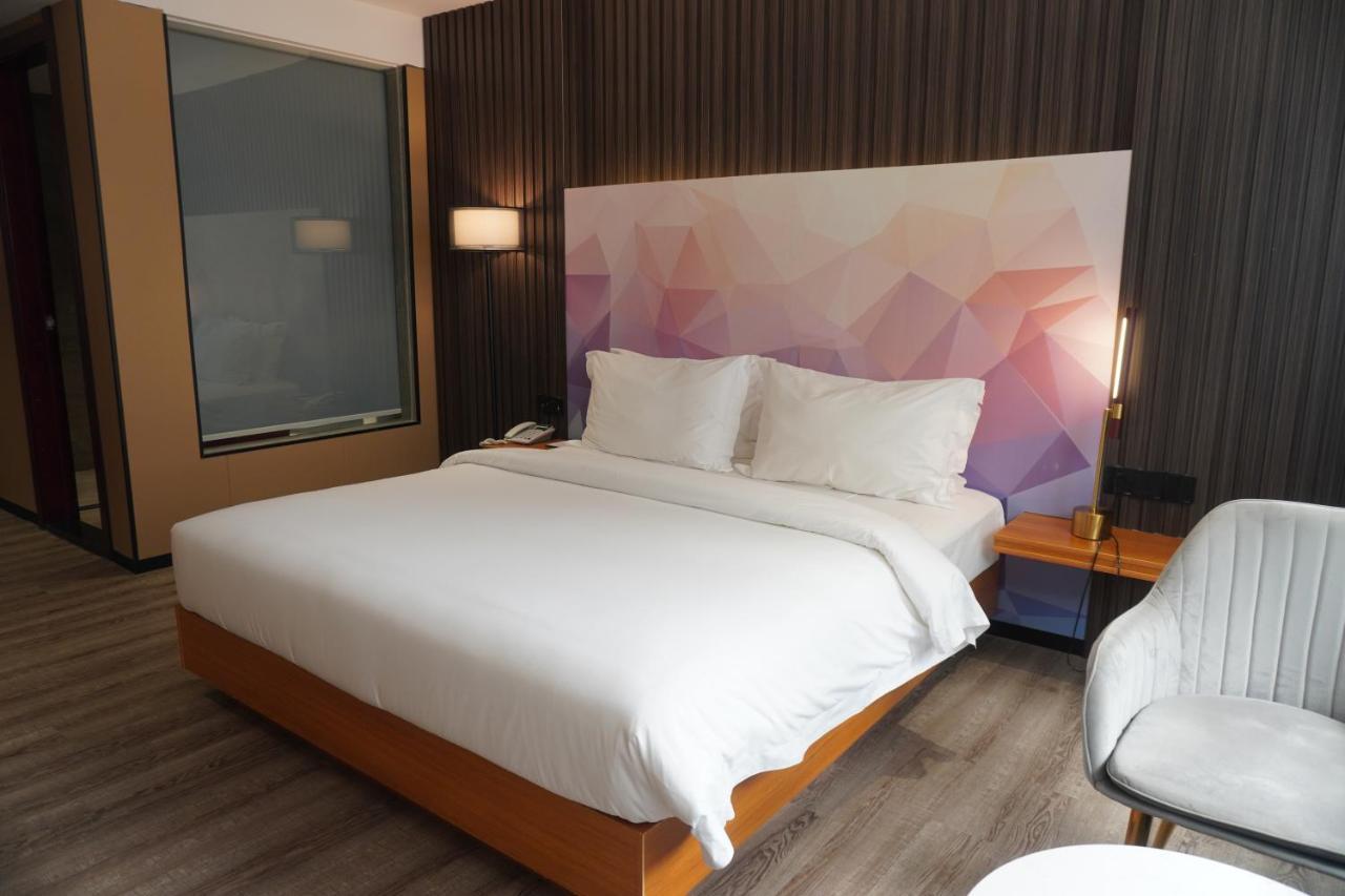 Joy Hotel Phnom Penh Ngoại thất bức ảnh