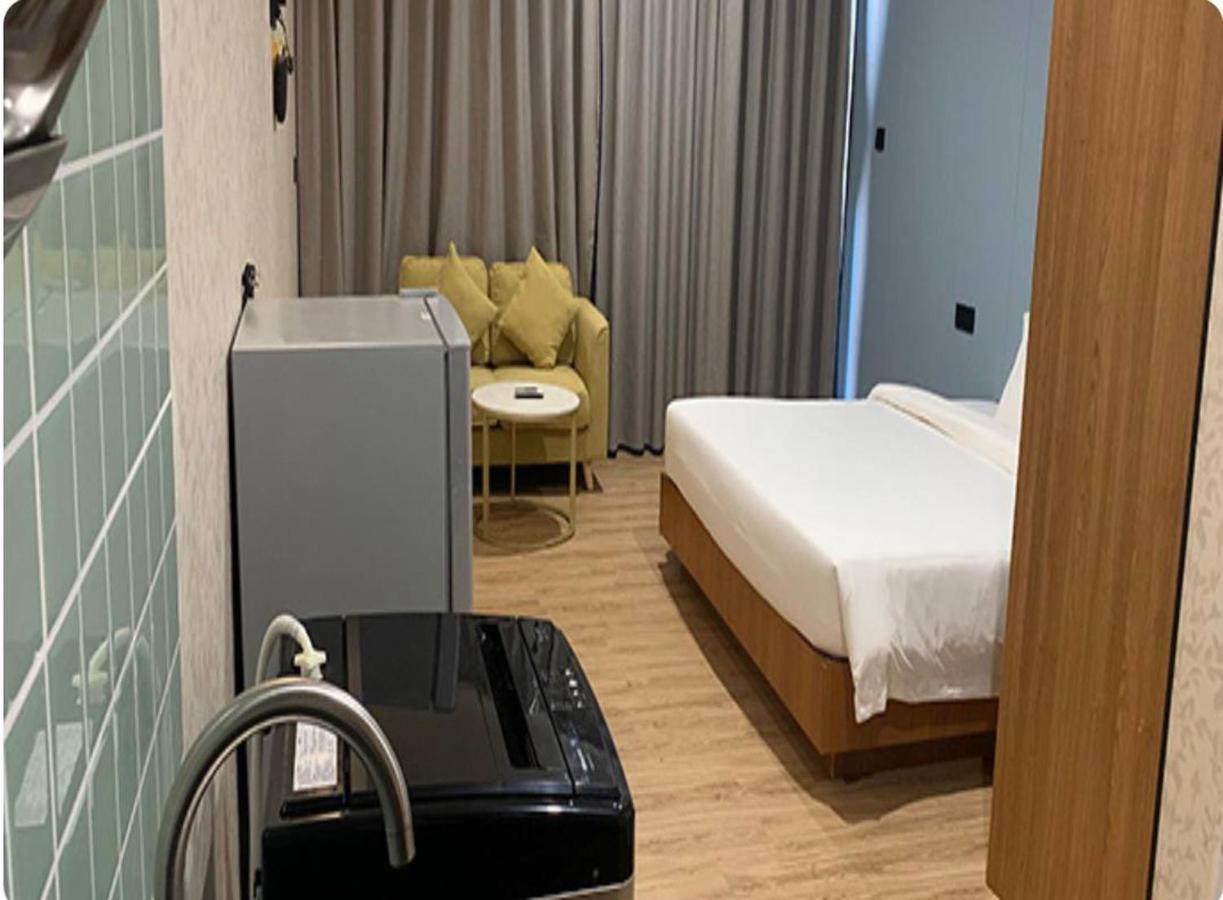 Joy Hotel Phnom Penh Ngoại thất bức ảnh